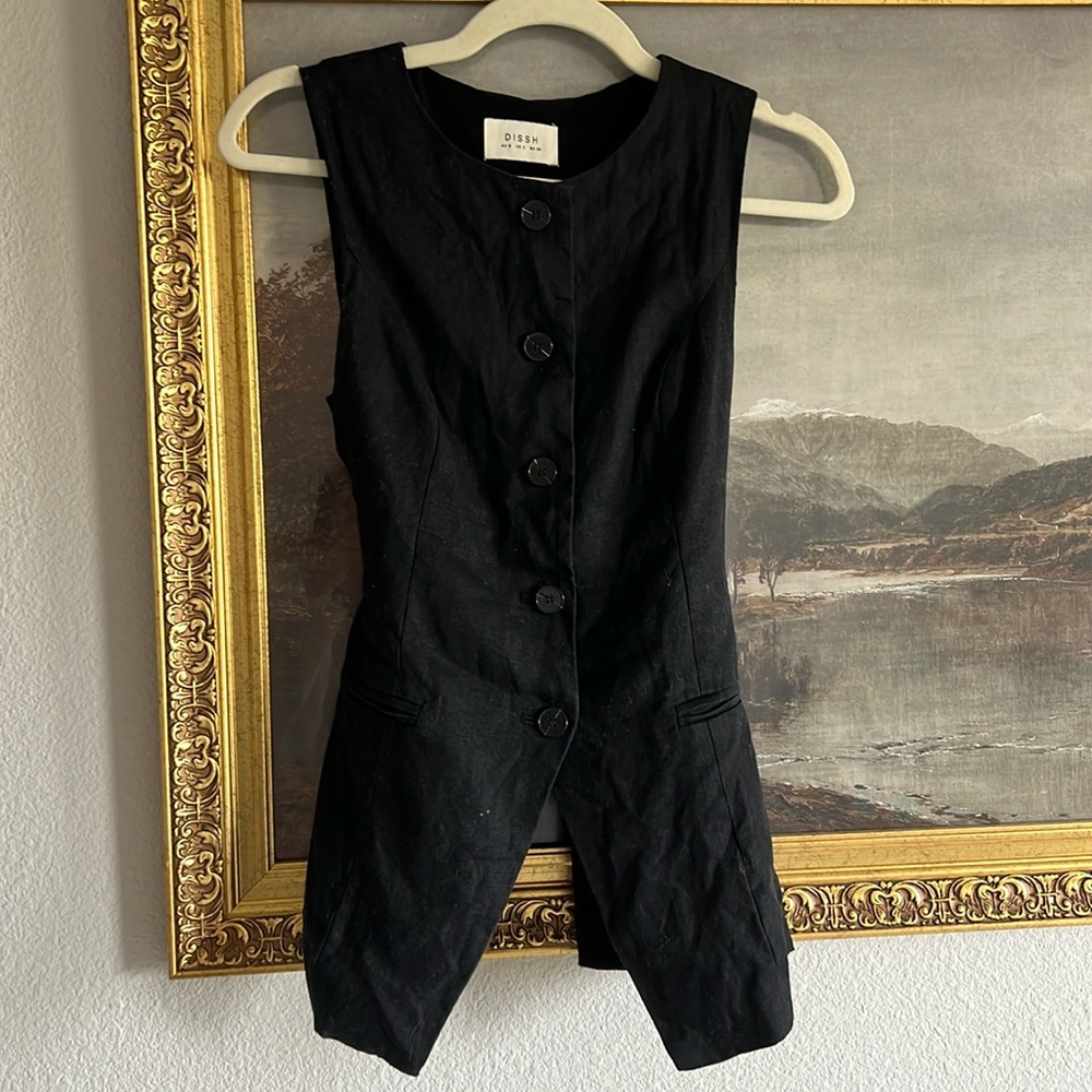 DISSH Alessia Black Linen Vest Top